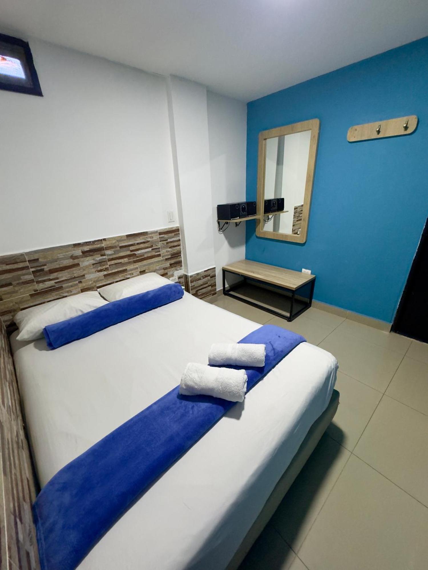 Hotel Select 麦德林 外观 照片