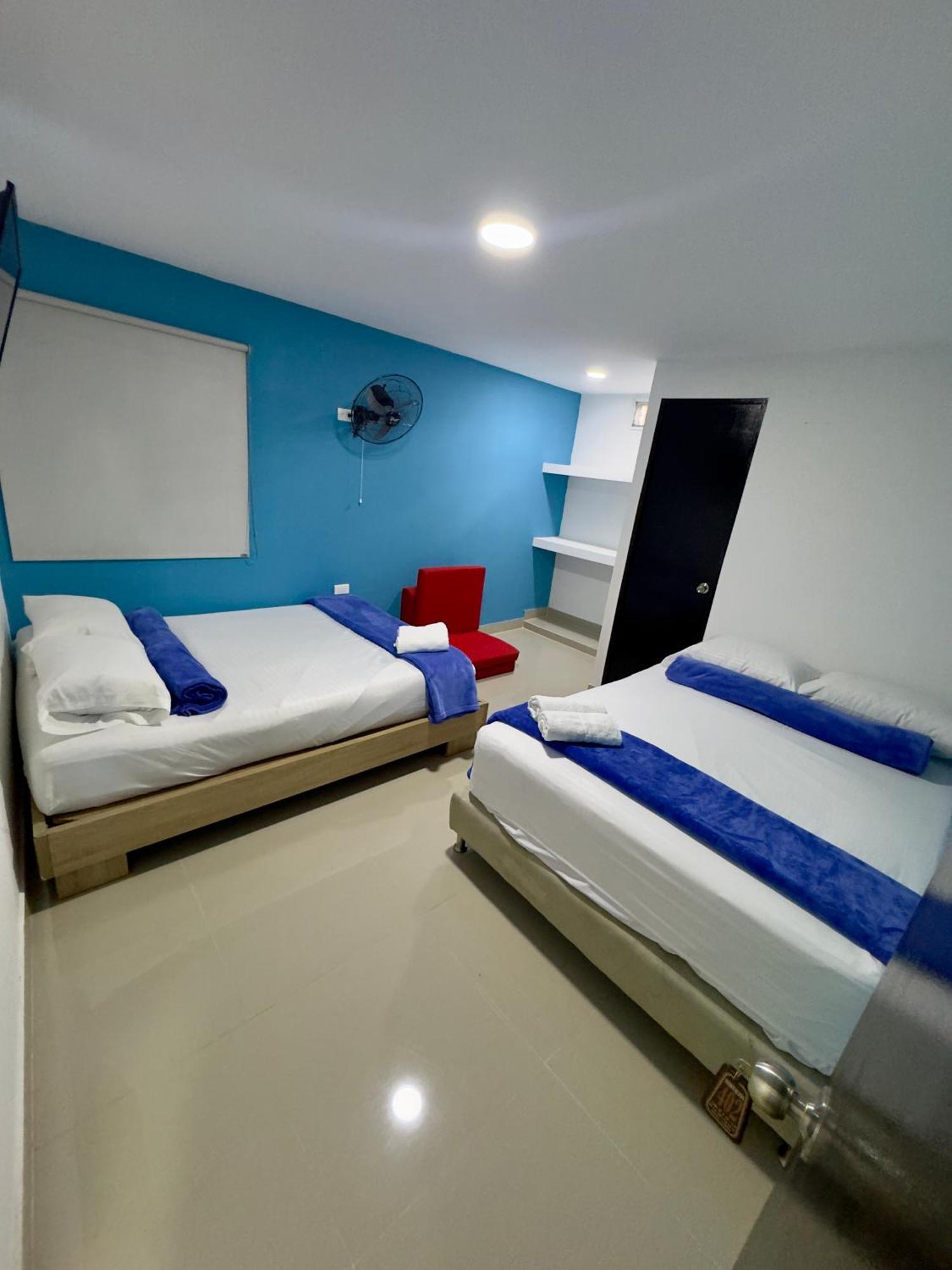 Hotel Select 麦德林 外观 照片