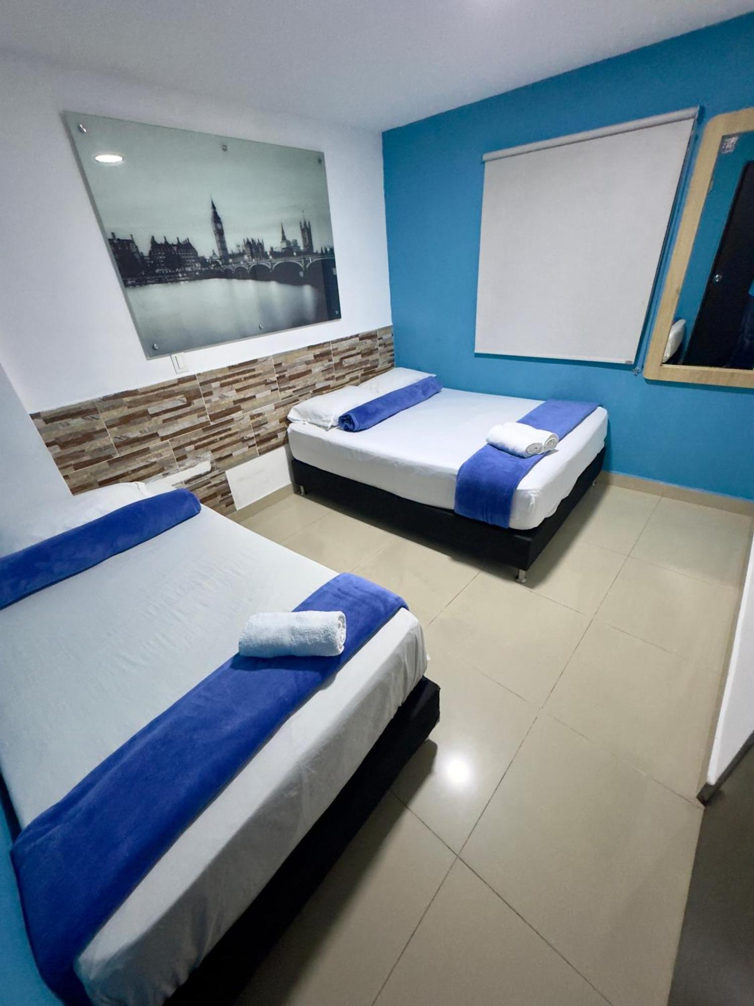 Hotel Select 麦德林 外观 照片