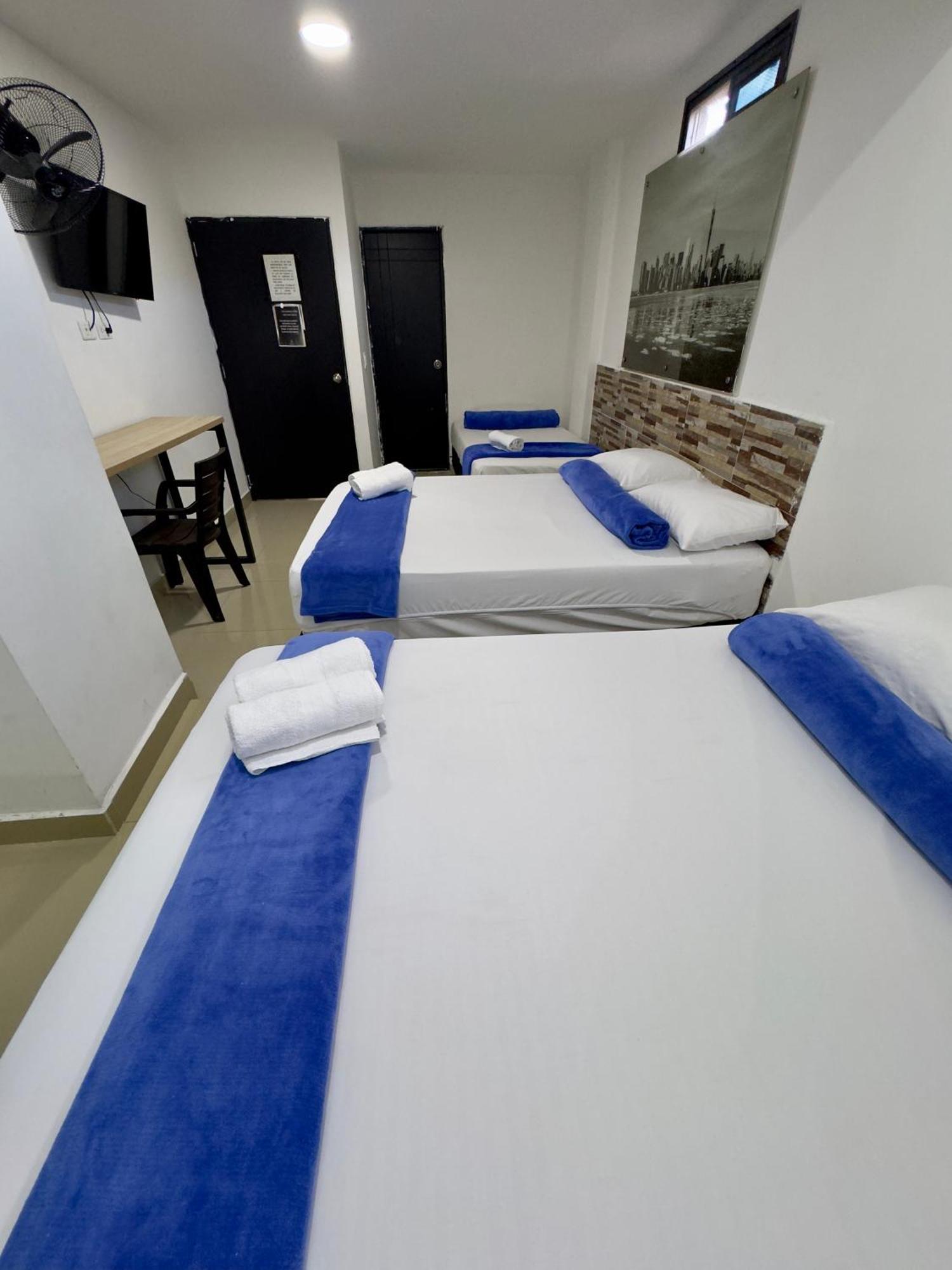 Hotel Select 麦德林 外观 照片